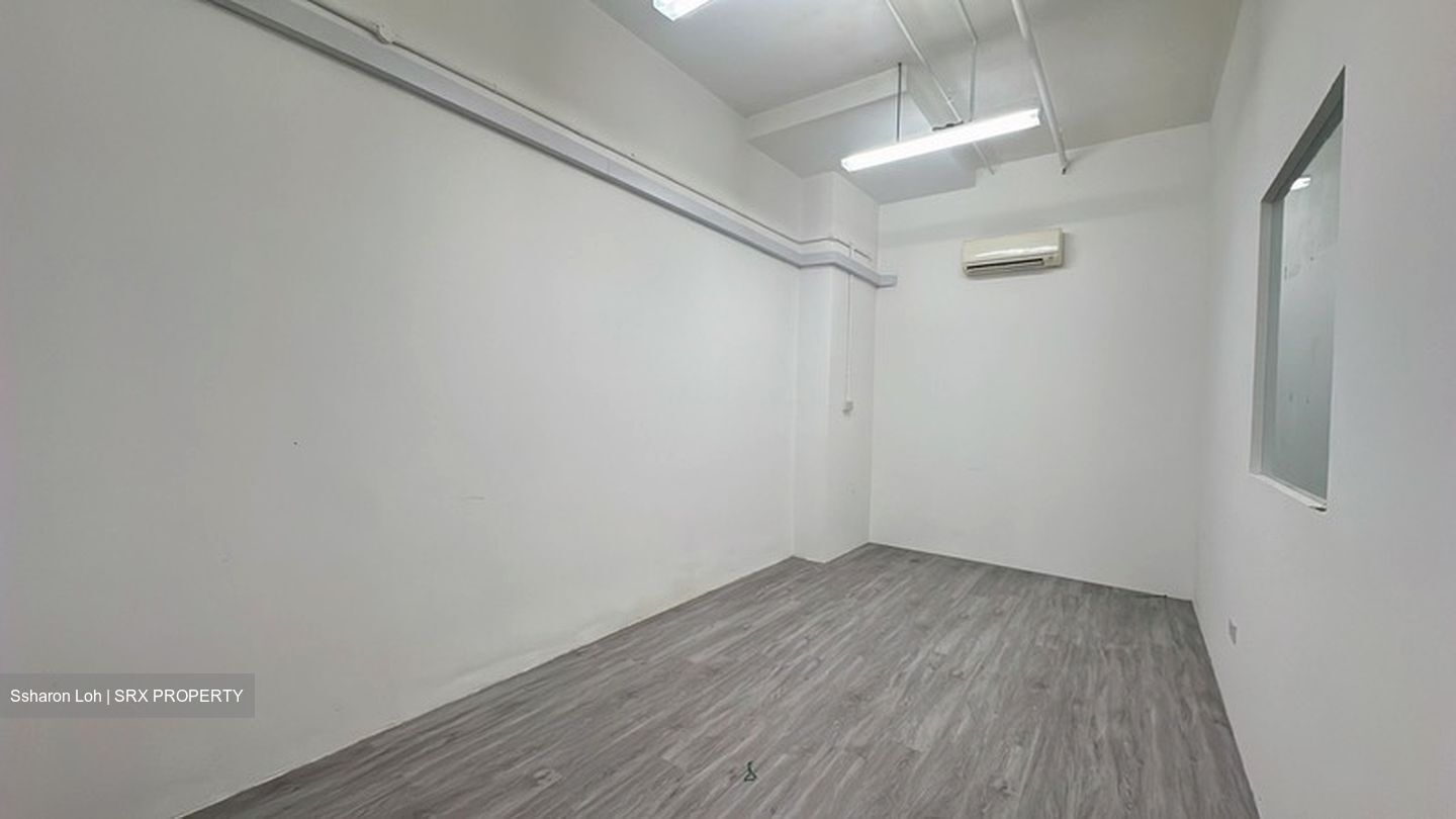 Woodlands 11 (D25), Factory #557927501